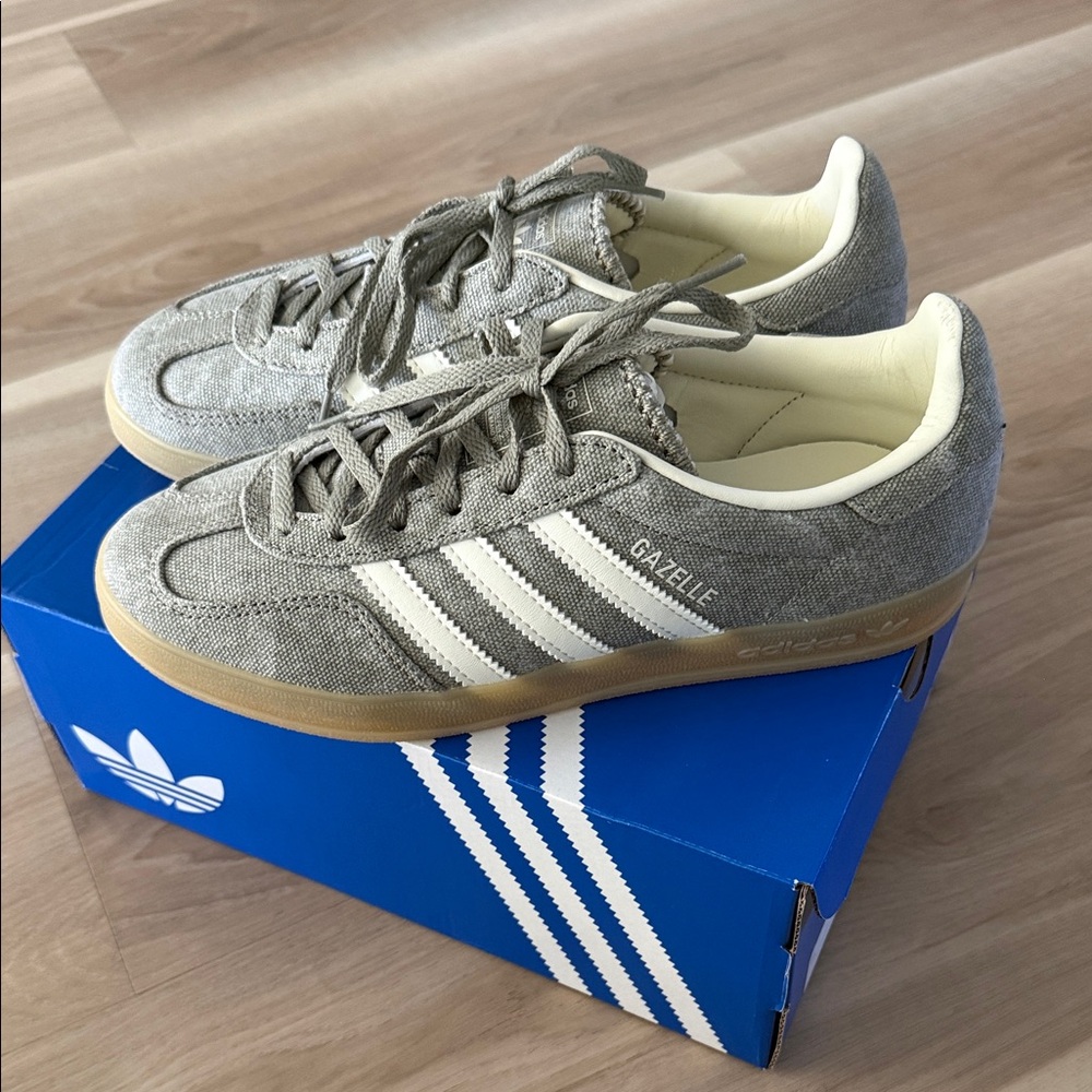 Adidas Gazelle Sneakers